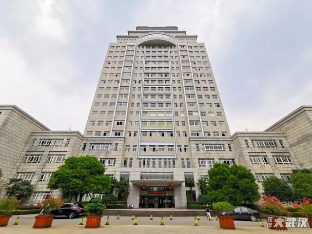武汉科技大学，神一样的大学