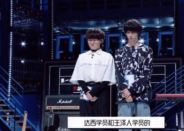 万千宠爱的天才少女：年轻可爱还不够，展示高