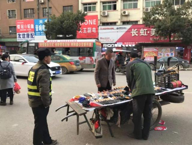 又一“暴利”行业兴起？马云、马化腾、刘强东