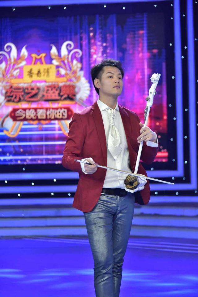 叶铭受邀参加央视《综艺盛典》