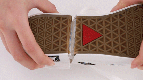 小白帆布鞋只认识匡威？那你就落伍了，国潮品