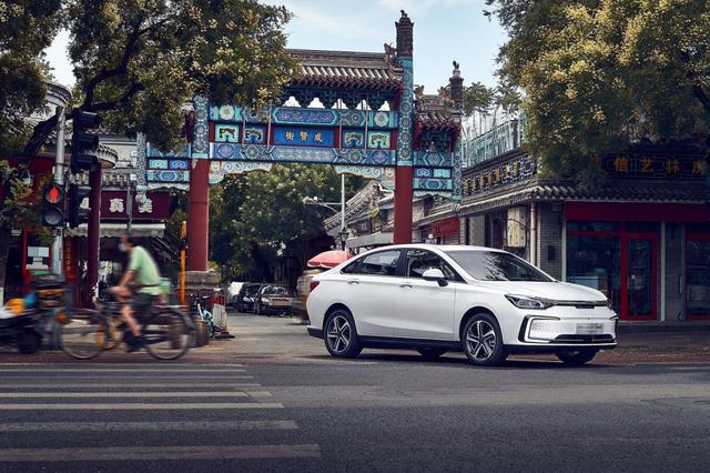 BEIJING-EU5上市，500km+续航，补贴后12.99万起