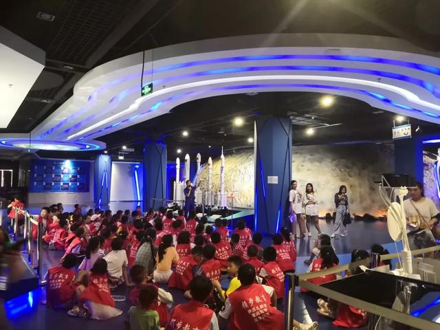 共同聚焦南昌华南城系列活动2020南昌市首届航天科普展火热进行时