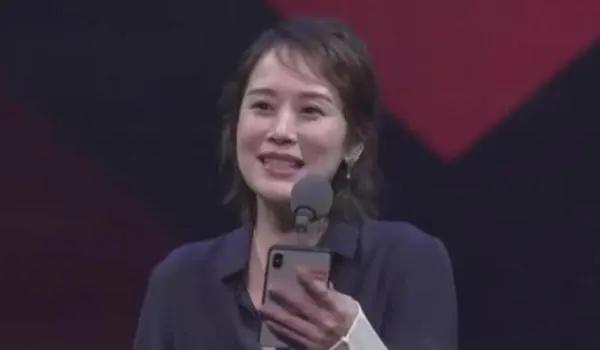 女演员为何普遍不愿演妈？王鸥一针见血，“雪