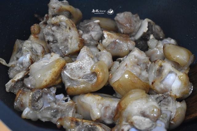 大热天，猪蹄和它才是绝配，酸甜开胃不油腻，富含胶原蛋白，好吃