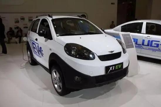 前高管实名手撕许家印："假造车、真骗地”，这条朋友圈真的刚