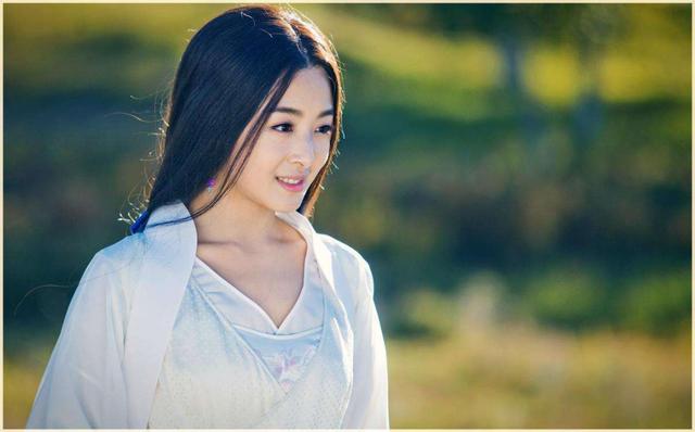 迪士尼在逃公主，唱歌配音演戏3不误，网友：投票居然倒数第一？