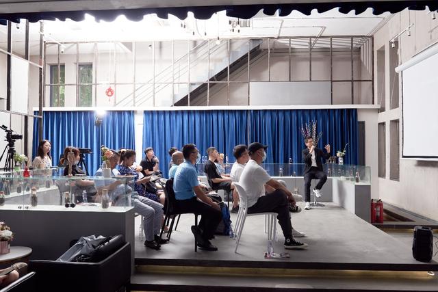 A&Z Designer������ | ���������ƵĶ��˷���