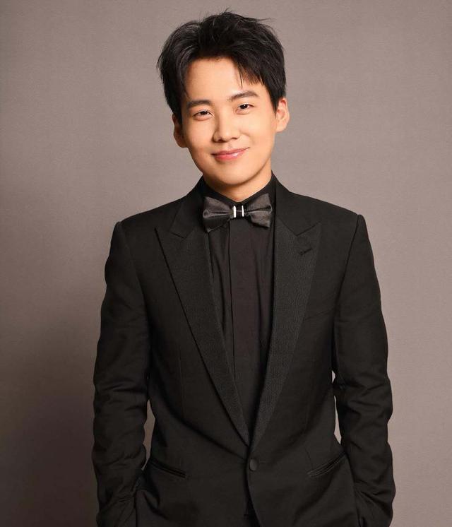 "被骂：拍戏、转型、出圈，他终于不再只是郭德纲之子了"