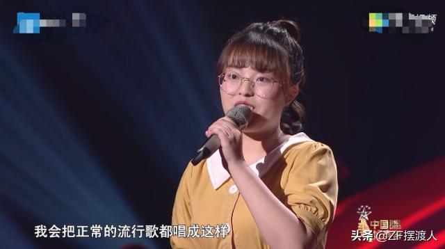 她是《好声音》最惨冠军，仅仅一年沦为路人，