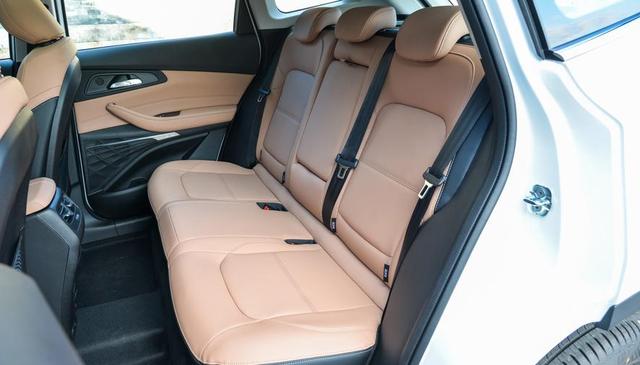 捧不红的高端SUV！颜值胜过汉兰达，入门197马力，13.59W却难走量