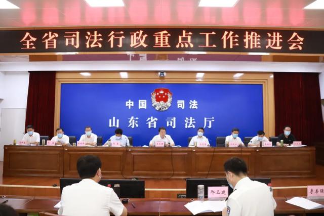 王玉君强调:坚持“七个聚焦”“八个狠抓” 坚决打好重点工作攻坚战
