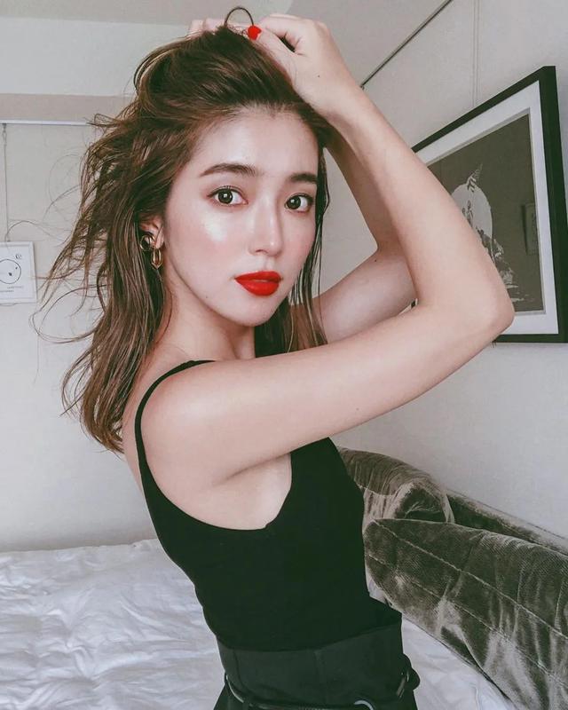 31岁日本王祖贤火爆ins！港风神颜撩粉10W+，网友：我又恋爱了