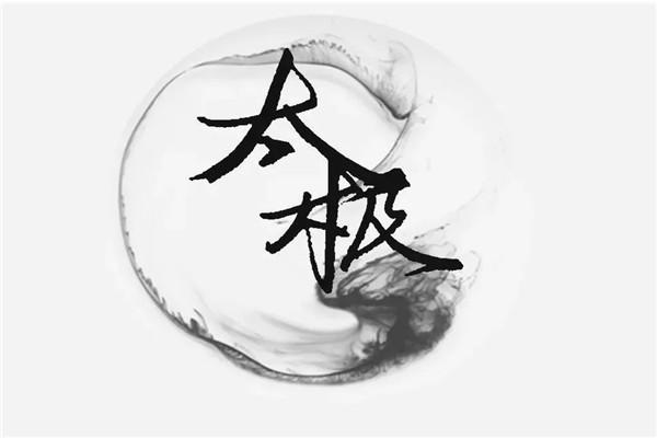 中医说：甲状腺处在五脏经络的交汇处，养护肝脏很重要