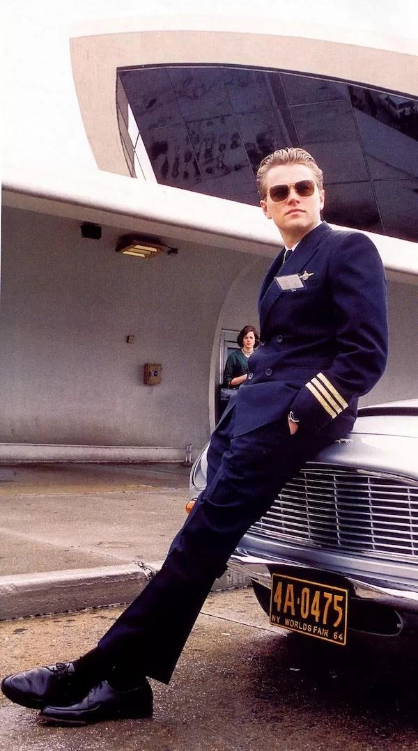 豆瓣9.0分，这部《猫鼠游戏》好看在哪？