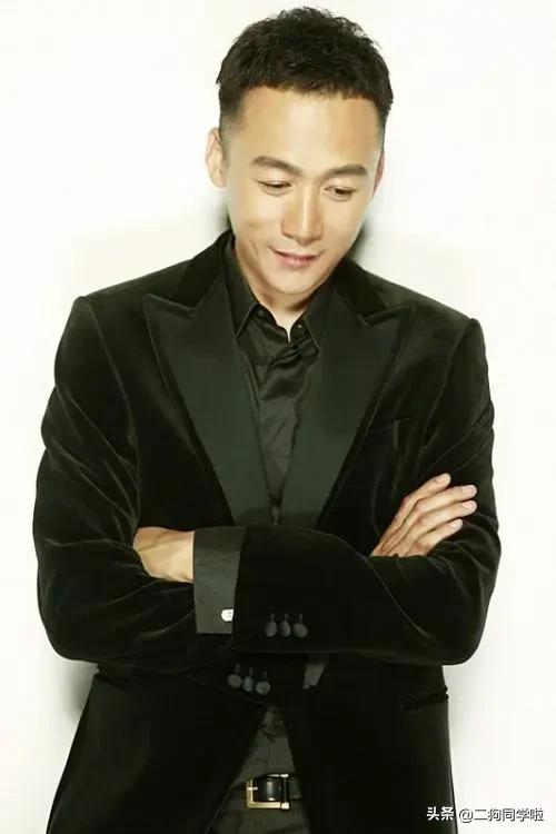 46岁“虚竹”高虎：拍戏撞死灯光师，装修电死工