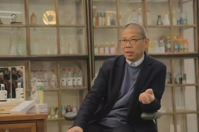 那些摆摊起家的富豪们
