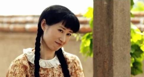 44岁的刘敏涛，借着综艺，终于圆了自己青春期的