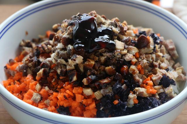 剩米炒著吃，加2的子皮，口一，好吃又，太香