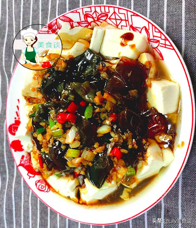 三伏天，豆腐跟它是绝配，拌一拌，鲜美到流口水，好吃停不下筷子