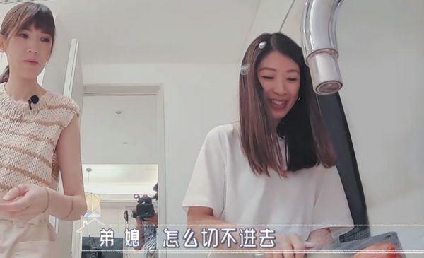 陈若仪陪婆婆买菜，林志颖却陪弟弟喝酒，现实版的男尊女卑？