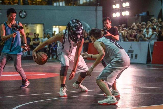 打不上CBA的中国野球手们，年入百万赚快钱