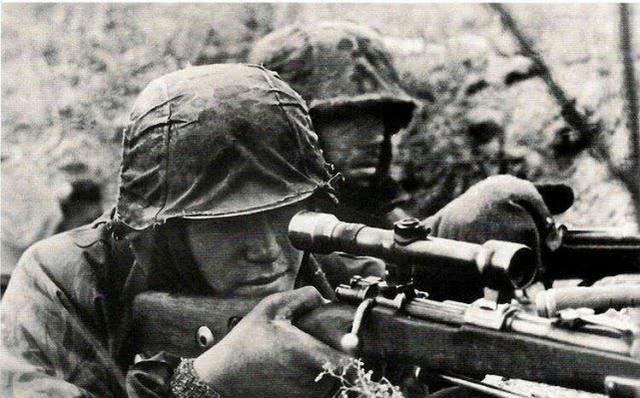 士兵突围将军殿后，二战这位将军掩护士兵战死