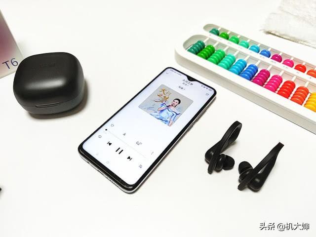 小米生态链推出超大耳挂运动蓝牙耳机，网友测试：真的甩不掉