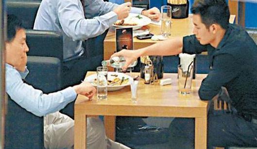 沈腾爸爸长得也太白马王子了吧？陈冠希爸爸同性男友个个颜值逆天