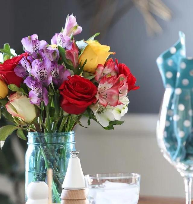 一束鲜花的进城之路：98天后，30%鲜花凋谢在路上