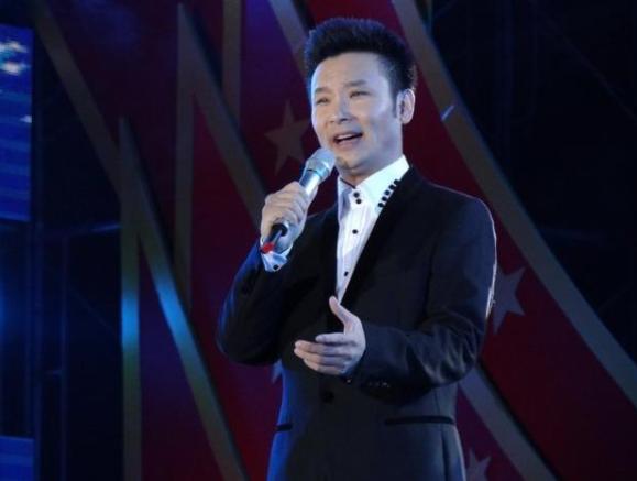 曾被全村资助学费，父亲也因他终身残疾，如今刘和刚豪宅意外曝光