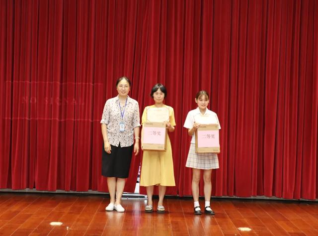 以赛促学，以学促长，展护理风采