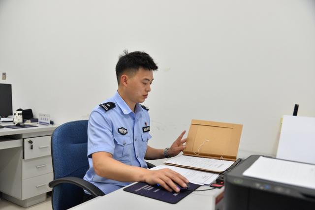 重庆|使命在肩 看他如何从“狙击兵王”变身“刑侦尖兵”