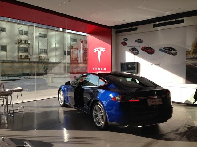 668km史上最长续航特斯拉只要33.9万！