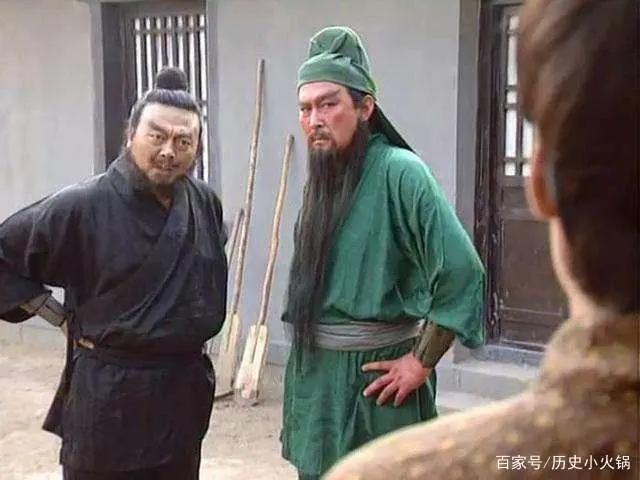 公元214年刘备一次赏给关羽张飞500斤黄金，为何一文钱也不给赵云