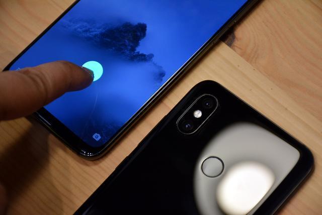 同为骁龙845却没屏下指纹 一降再降的小米8拿啥和