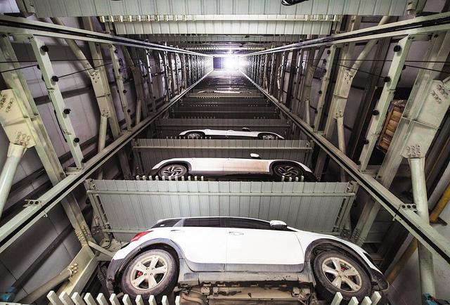 汽车最多能停放多少天不开？修车工：记住这个