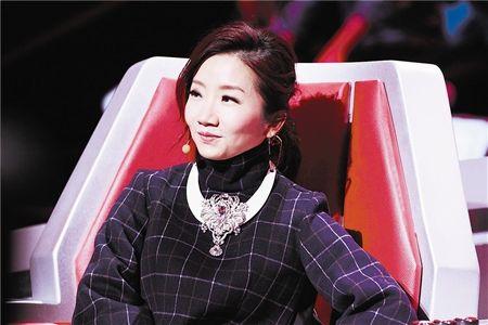 具有争议性的节目评委，宁静怼杜华，孟美岐不够格和孙燕姿同台？