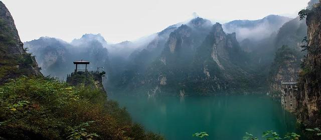 峰林峡迎来疫情后首批跨省旅游团队
