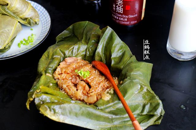 三伏天外出，遇到这叶子摘2片，一包一蒸，香到流口水