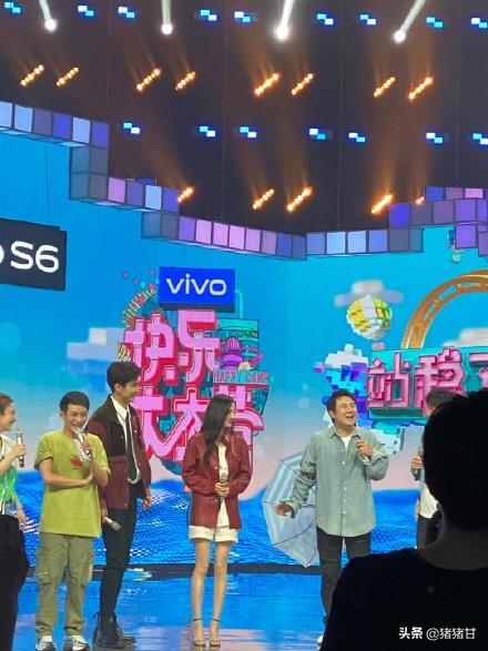 『常驻』快乐大本营常驻新人候选名单 杨幂沈腾同台沈叔叔现场吃瓜