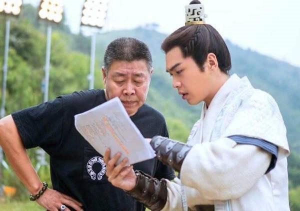 张若昀涉华策1.4亿违约，房产被扣，背后是爹坑