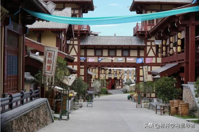 90天巨亏198亿！倒闭3000家后，这个行业正在经历