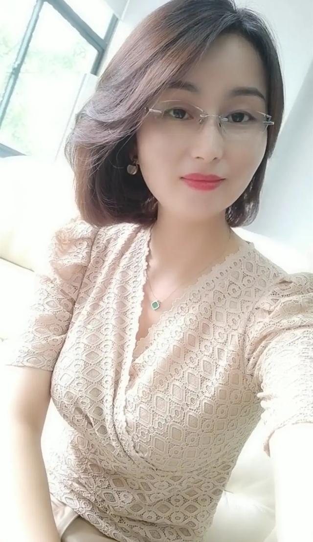 闭月羞花，沉鱼落雁