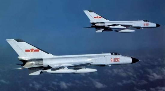 袁隆平差点当空军 还好没有当上空军，不然就少一个水稻之父了！