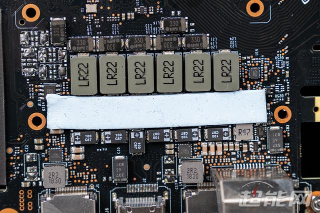 第一款一体式水冷RTX显卡，映众RTX 2080 Ti冰龙黑金版显卡评测