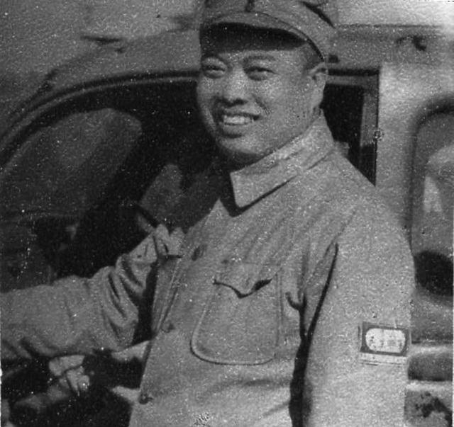 他是新四军“四大巨头”之一，授衔时力辞上将，毛主席坚决不同意