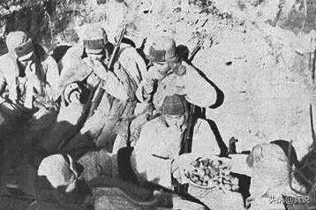 长津湖冰雕连，战士留下绝笔诗：冰雪啊！我决