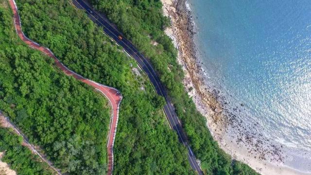 人均500元！这座有海有羊有草原的小城，随手一拍尽显异国风情