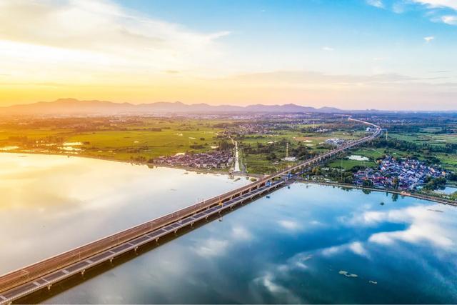 之镜|南京天空之镜石臼湖 这才是碧水共长天一色